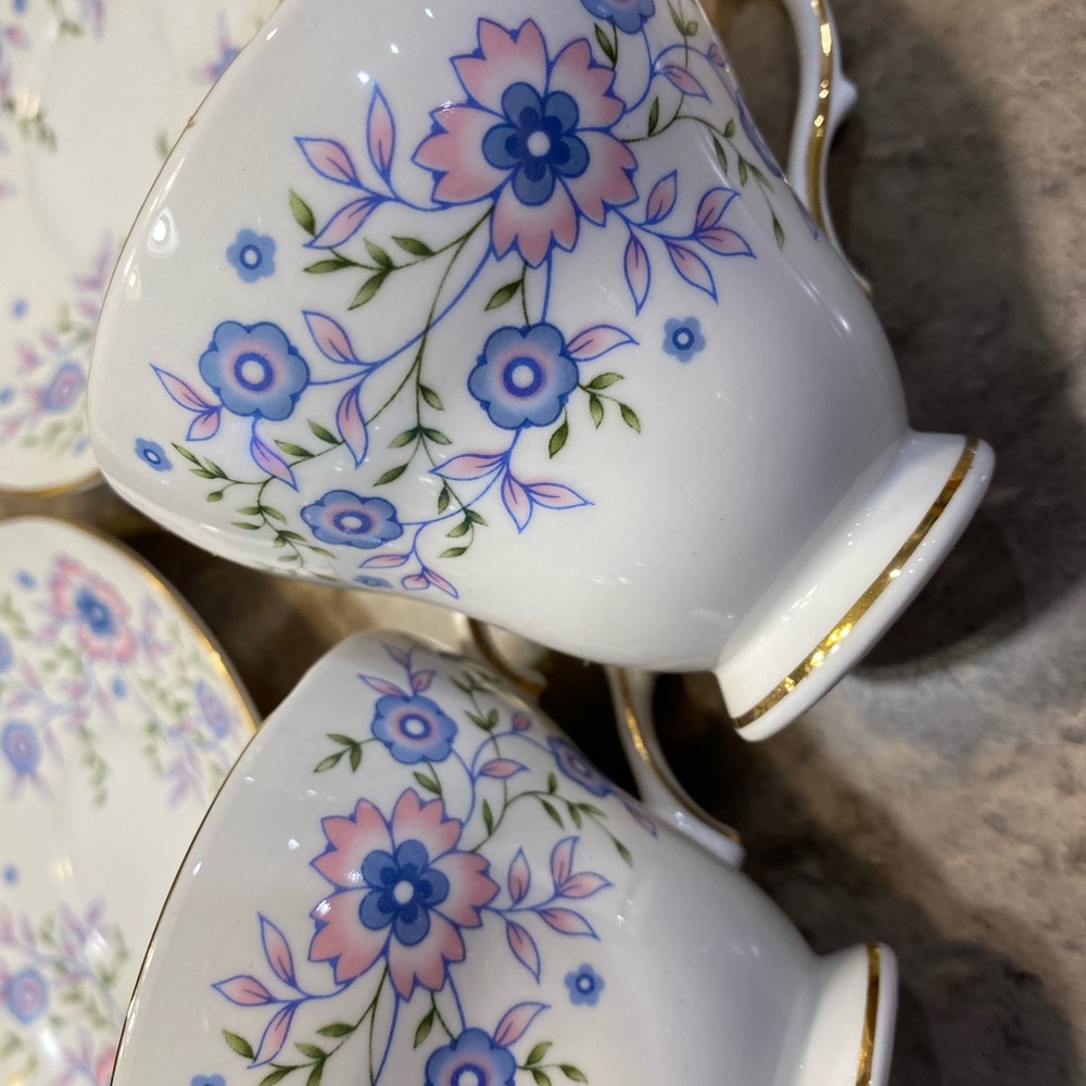 Tea cups